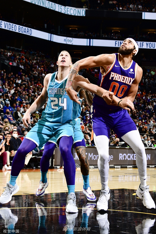 从低谷到复 从低谷到复