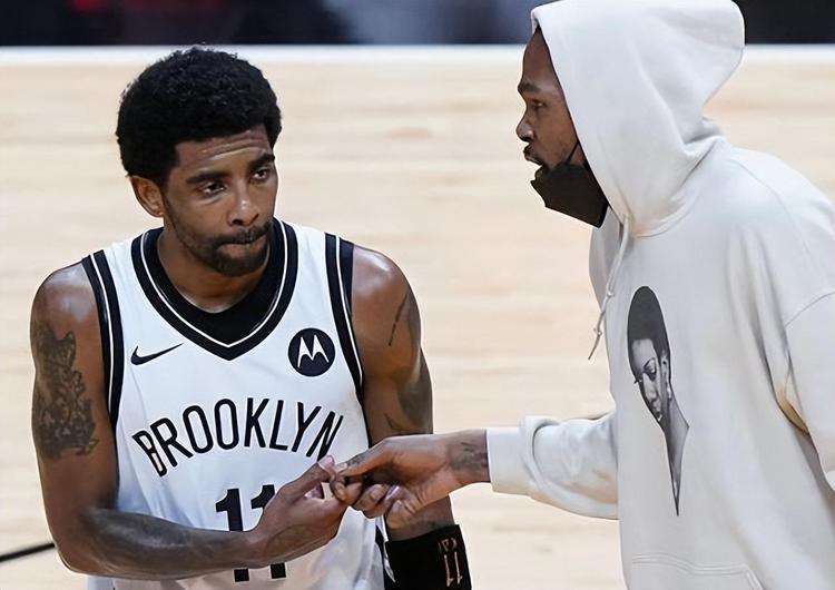 战术部署迎 战术部署迎