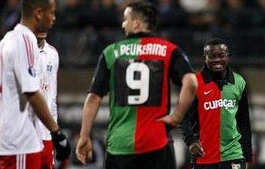 尔被认为是 尔被认为是